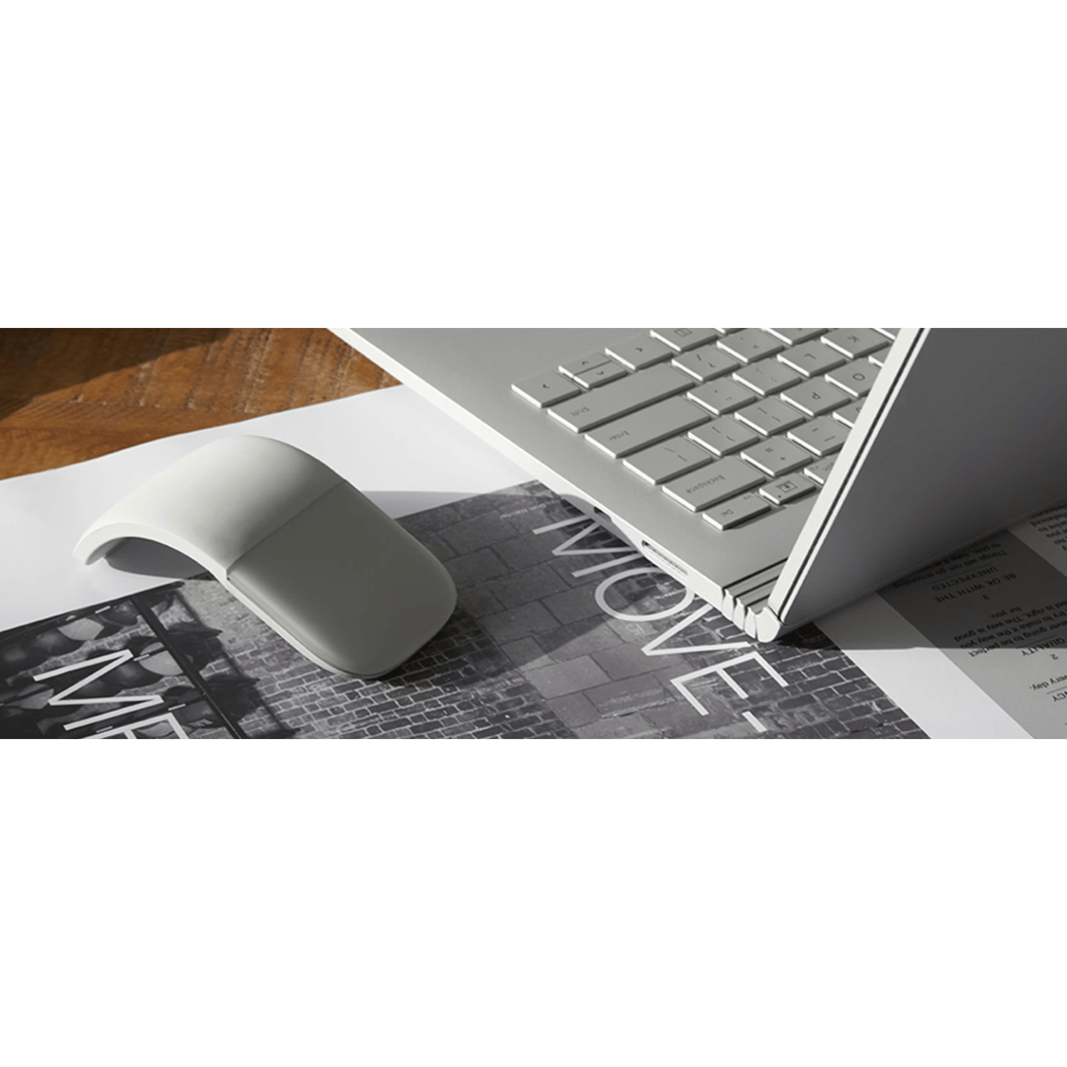 Microsoft Surface Arc Mouse – Slim, Foldable, and Travel-Friendly Bluetooth Precision